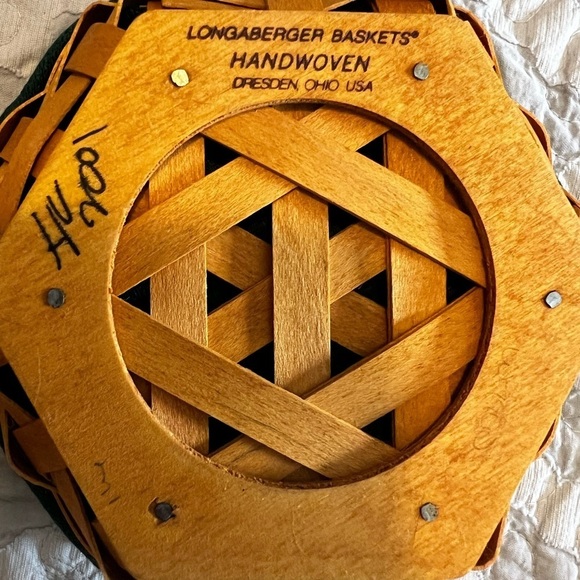 Longaberger baskets with liners. Small. Holiday - Picture 7 of 7